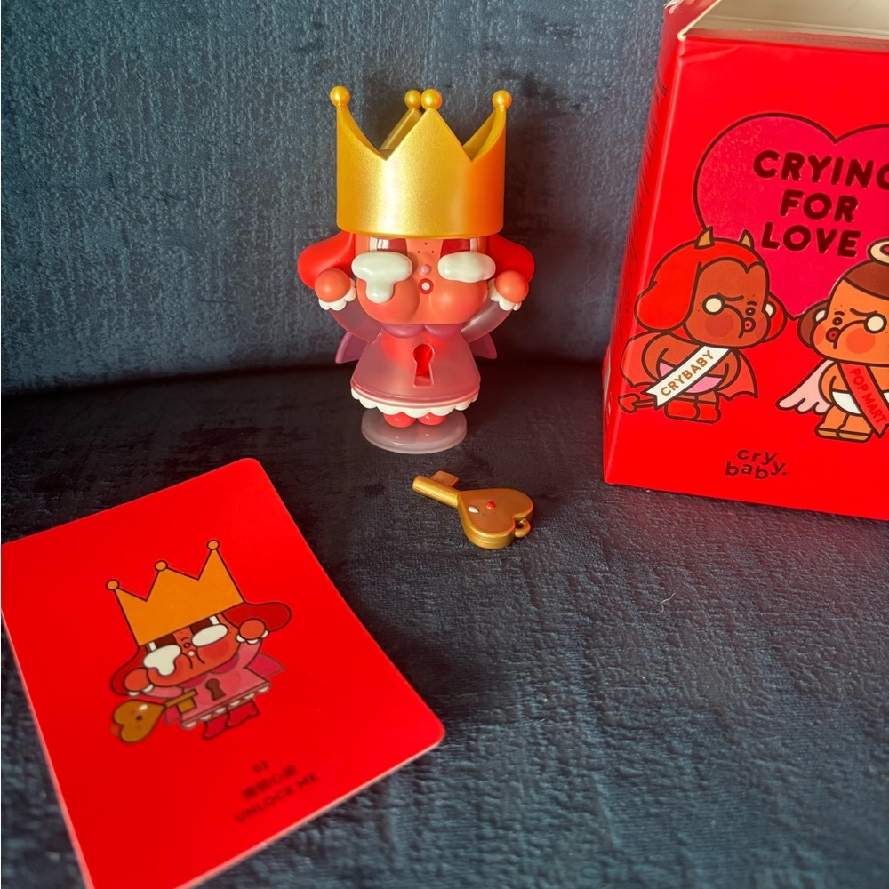 Pop Mart Crybaby Crying for Love “Unlock Me”